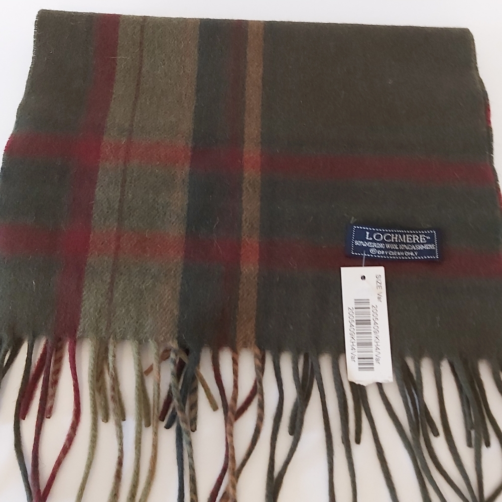 Scarf Lochmere